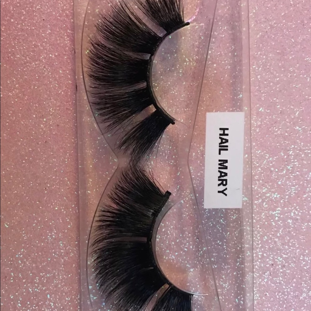 Lash bundle - Picture 2 of 3